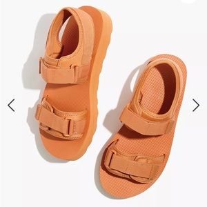 The (Re)sourced Neoprene Jay Velcro Sandal